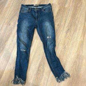 FP FRAYED HEM JEANS